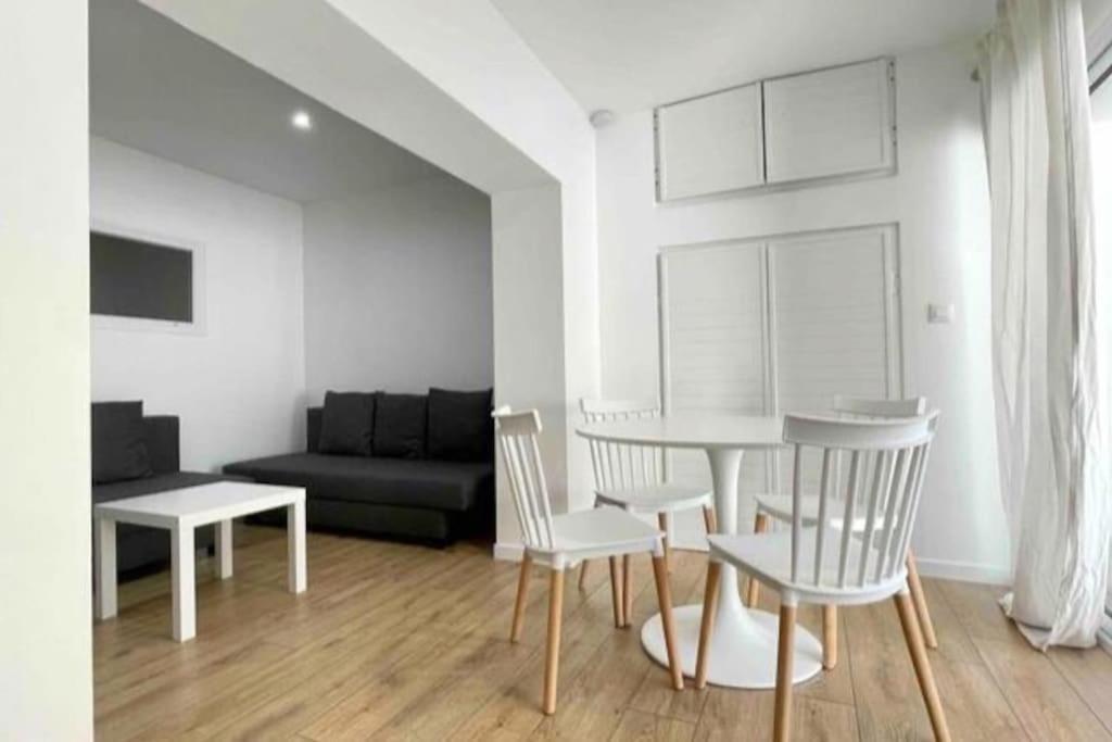 Cozy & Elegant Appartement Ναρμπόν Εξωτερικό φωτογραφία
